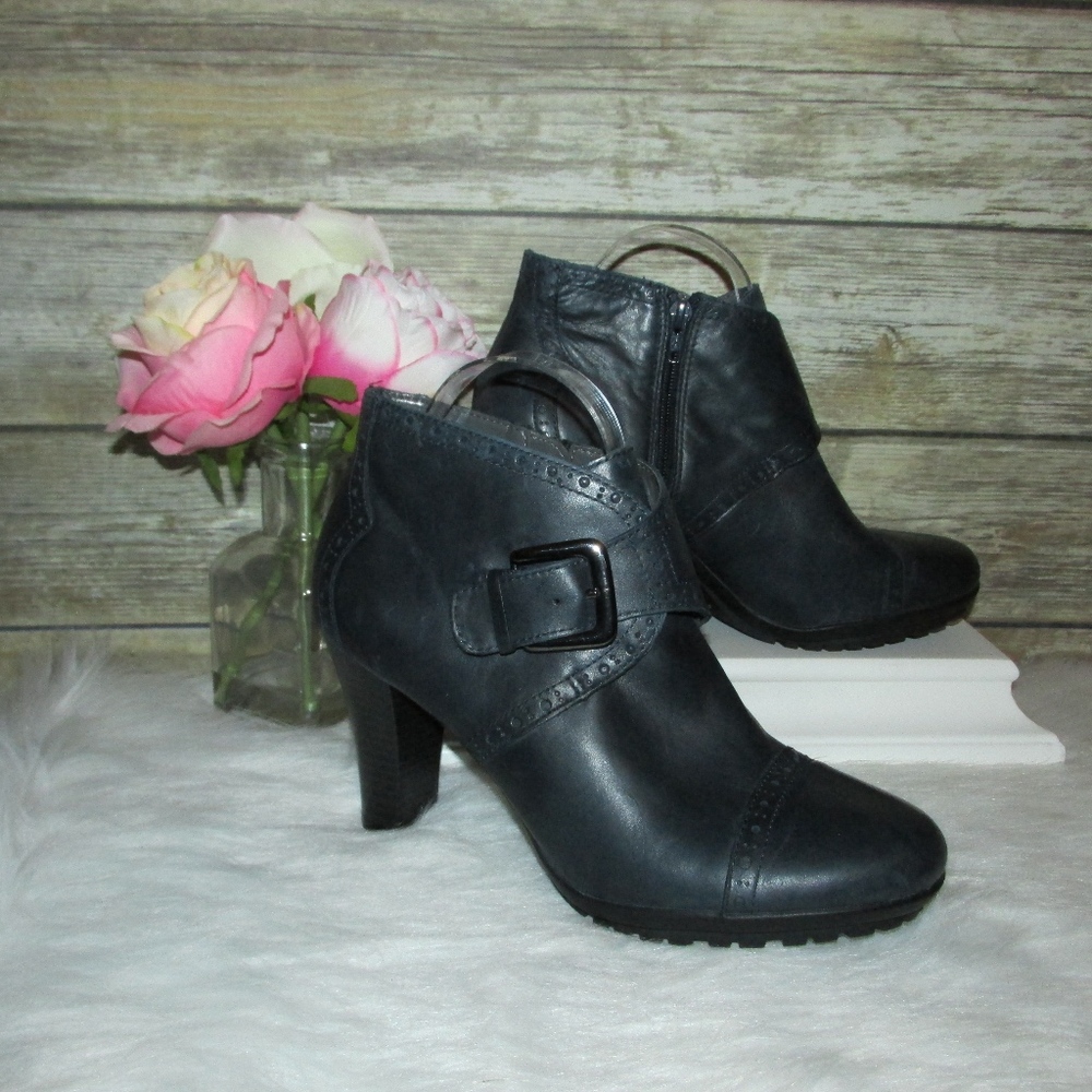Aerosoles Monument Blue Leather Buckle Ankle Boots